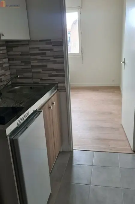 Studio meublé 17m² Clermont-Ferrand 63000 - Centre, calme - Photo 1