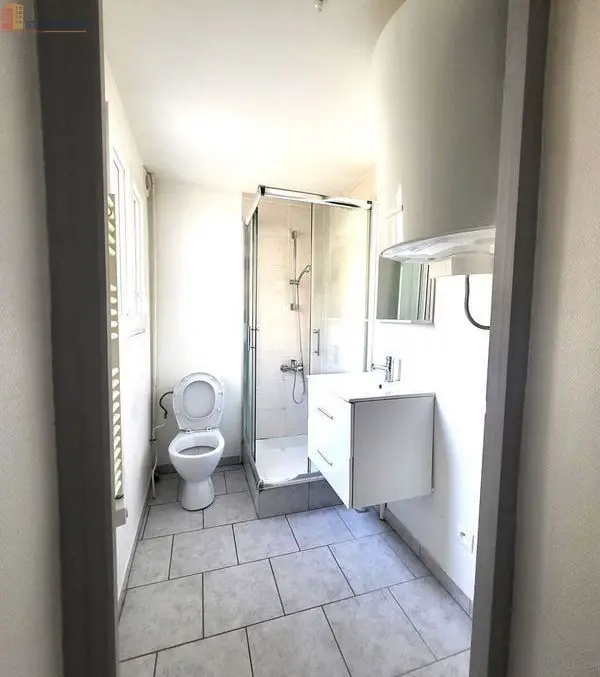 Studio 22m² Gray 70100 - sans caractéristique - Photo 1