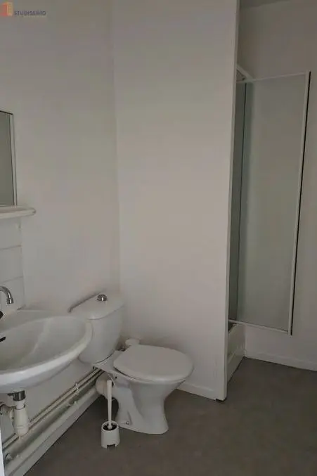 Studio 28m² Ceyrat 63122 - Étage élevé, lumineux - Photo 2