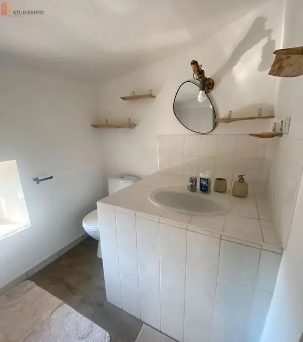 Studio meublé 24m² Clermont-Ferrand 63000 - Étage élevé, lumineux - Photo 2