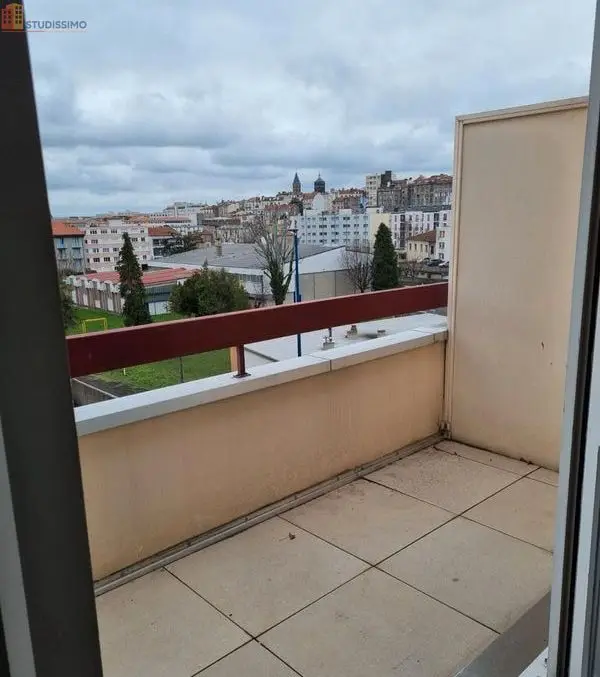Studio 33m² Clermont-Ferrand 63100 - Dernier étage, grand balcon - Photo 1