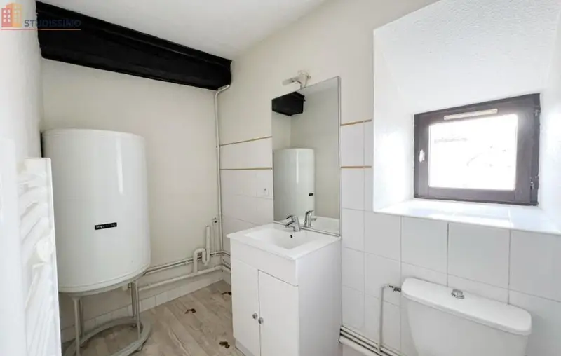 Studio 45m² Chalon-sur-Saône - Étage élevé, lumineux - Photo 1