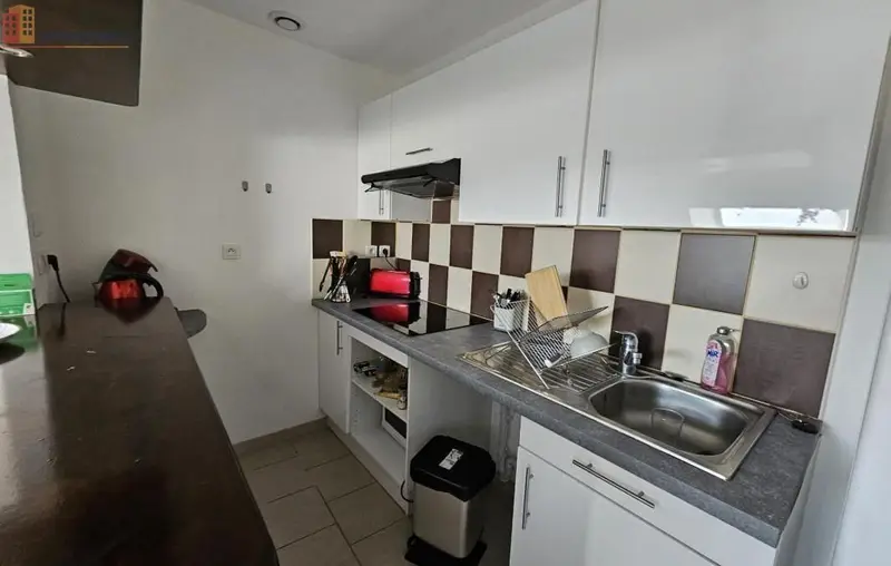 Studio meublé 26m² Le Creusot - Meublé, dernier étage - Photo 3