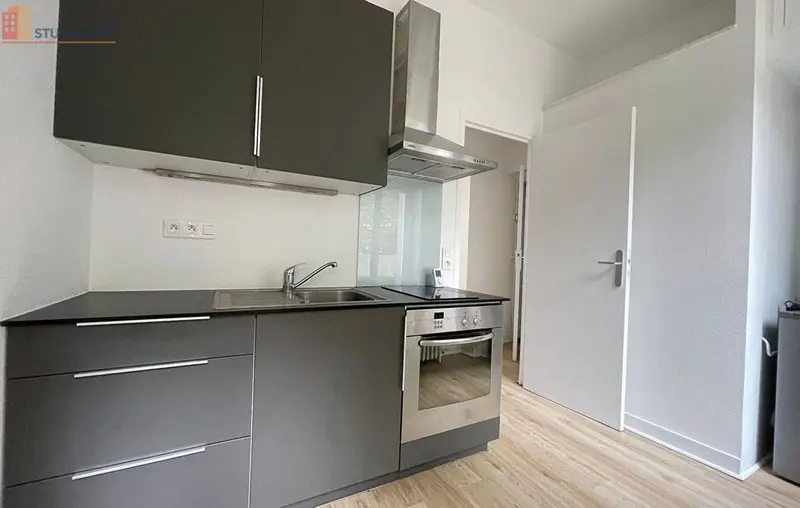 Studio 30m² Quimper - Étage 1, DPE D - Photo 3