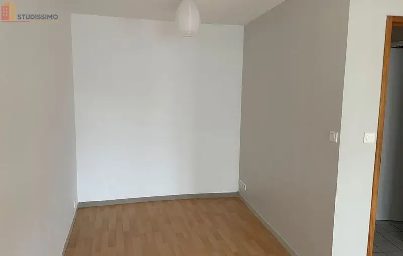 Studio 30m² Brest centre - Étage élevé, lumineux - Photo 5