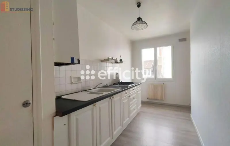 Studio 34m² Concarneau - Étage 2, DPE D - Photo 4