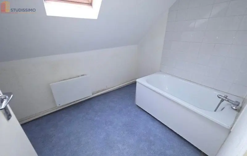 Studio meublé 18m² Le Creusot - Meublé, 1er étage - Photo 2