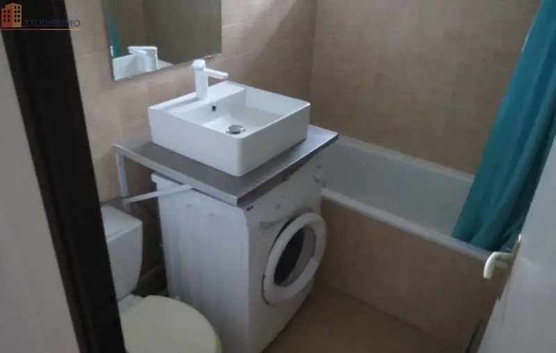Studio meublé 20m² Pau 64000 - Meublé, 2e étage - Photo 1