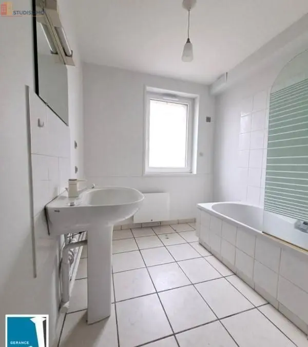 Studio 39m² Chalon-sur-Saône - 1er étage, lumineux - Photo 2