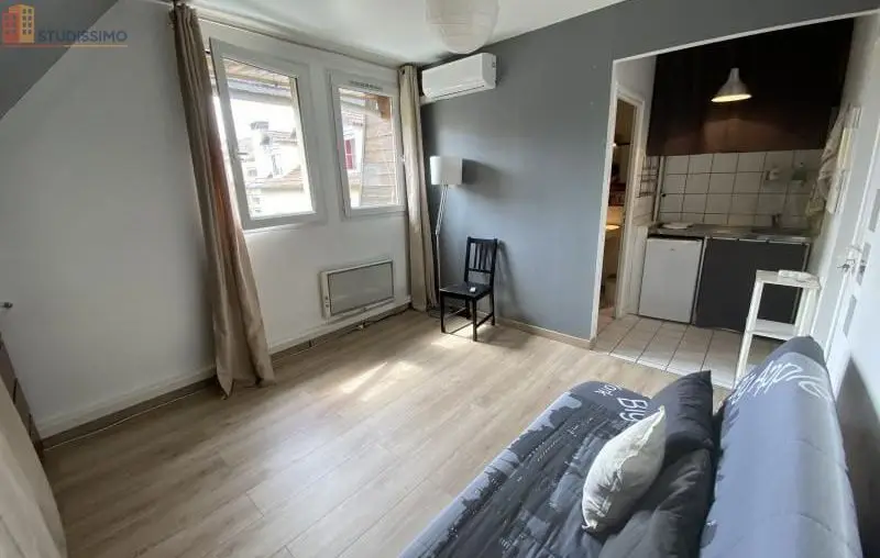 Studio meublé 16m² Pau 64000 - Meublé, 2e étage - Photo 1