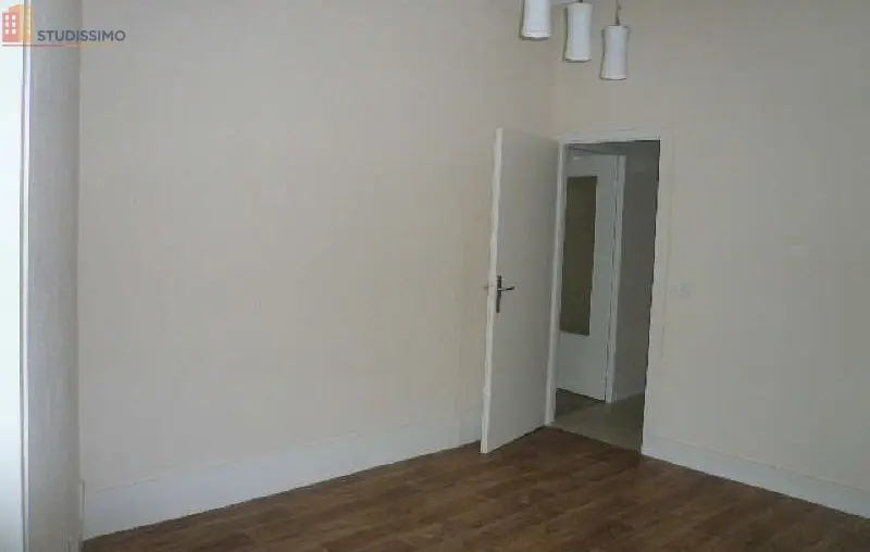 Studio 30m² Mâcon 71000 - Photo 4