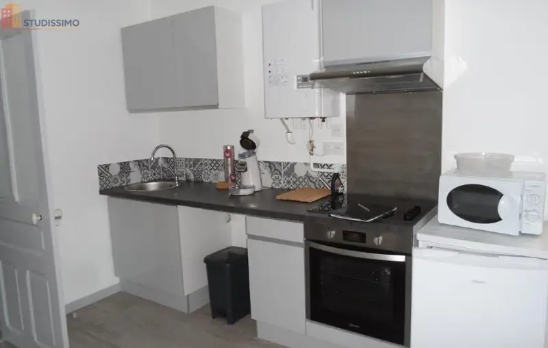 Studio meublé 31m² Le Creusot - Centre, en très bon état - Photo 9