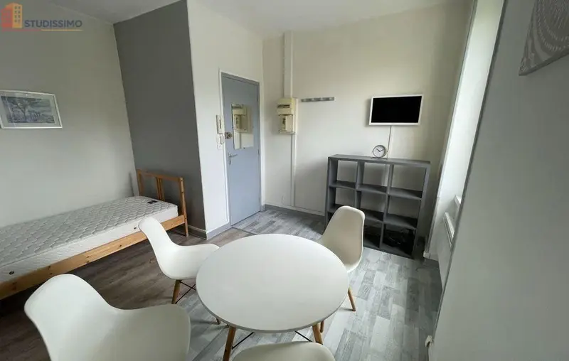 Studio 27m² Quimper - Étage 2, DPE E - Photo 3