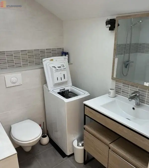 Studio 35m² Le Creusot - Étage 2, DPE D - Photo 2