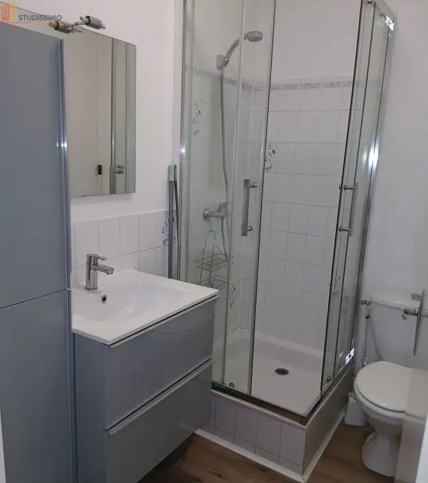 Studio meublé 21m² Pau 64000 - Proche université, dernier étage - Photo 1