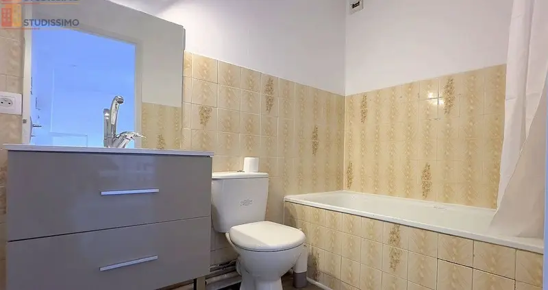 Studio meublé 29m² Pau 64000 - Lumineux, 3e étage - Photo 1