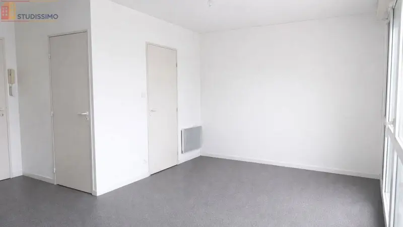 Studio meublé 26m² Le Mans - Lumineux, 3e étage - Photo 3