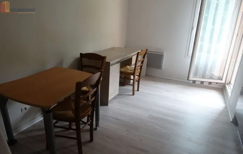 Studio meublé 25m² Pau 64000 - Libre, meublé - Photo 1