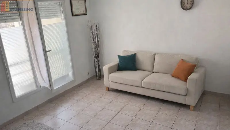 Studio 20m² Bagnols-sur-Cèze - Résidence sécurisée, parking - Photo 2