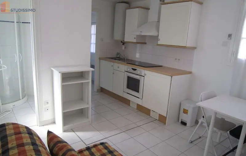 Studio 18m² La Ferté-Bernard - Équipé, parking sécurisé - Photo 6