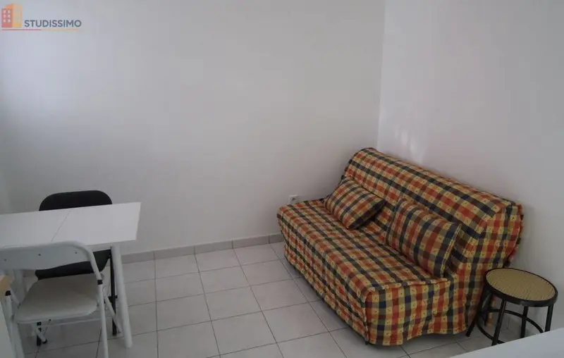 Studio 18m² La Ferté-Bernard - Équipé, parking sécurisé - Photo 4