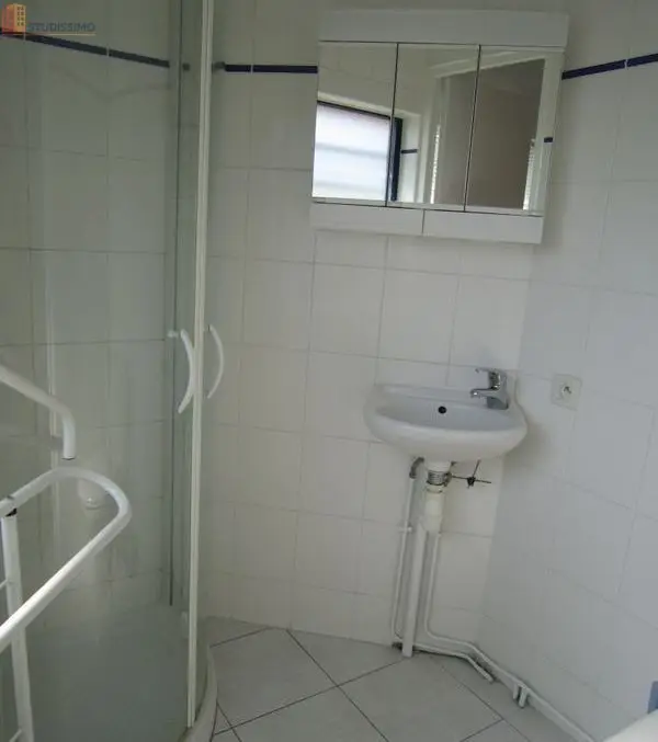Studio 18m² La Ferté-Bernard - Équipé, parking sécurisé - Photo 3