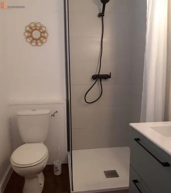 Studio meublé 29m² Pau 64000 - Meublé, 4e étage - Photo 1