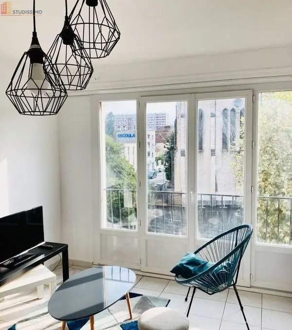 Studio meublé 28m² Pau 64000 - Meublé, lumineux - Photo 4