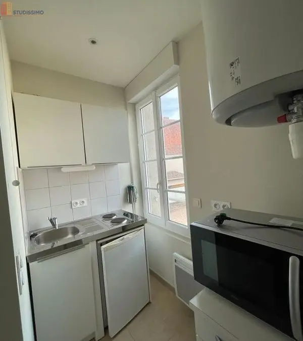 Studio meublé 22m² Loir-en-Vallée 72340 - Meublé, 1er étage - Photo 1