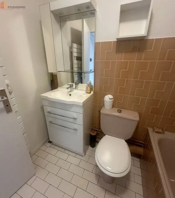 Studio 27m² Bayonne 64100 - Meublé, terrasse - Photo 4