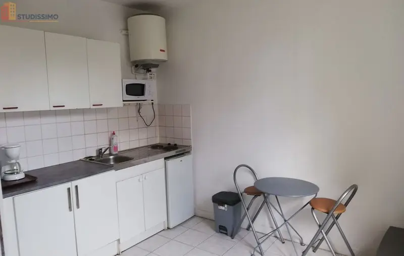 Studio meublé 24m² Pau centre - Proche Halles, lumineux - Photo 1