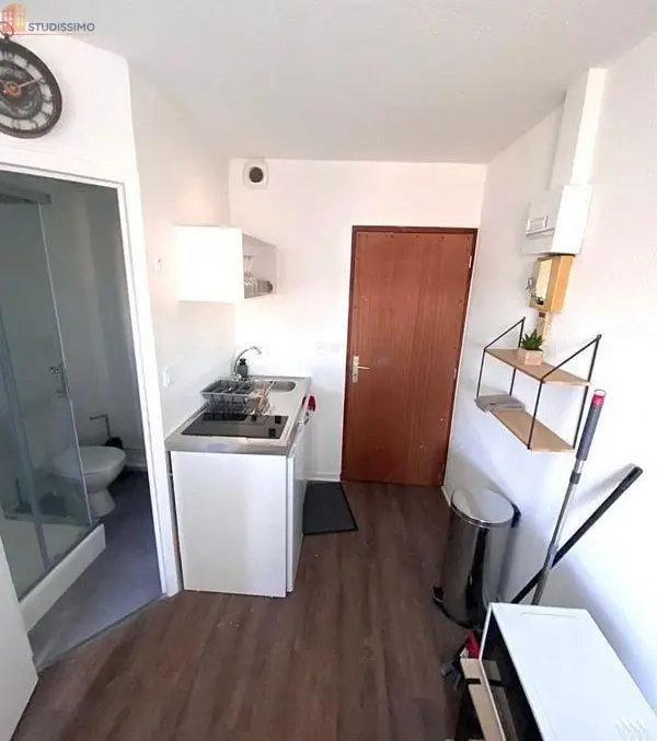 Studio meublé 21m² Le Mans 72100 - 3e étage, lumineux - Photo 3