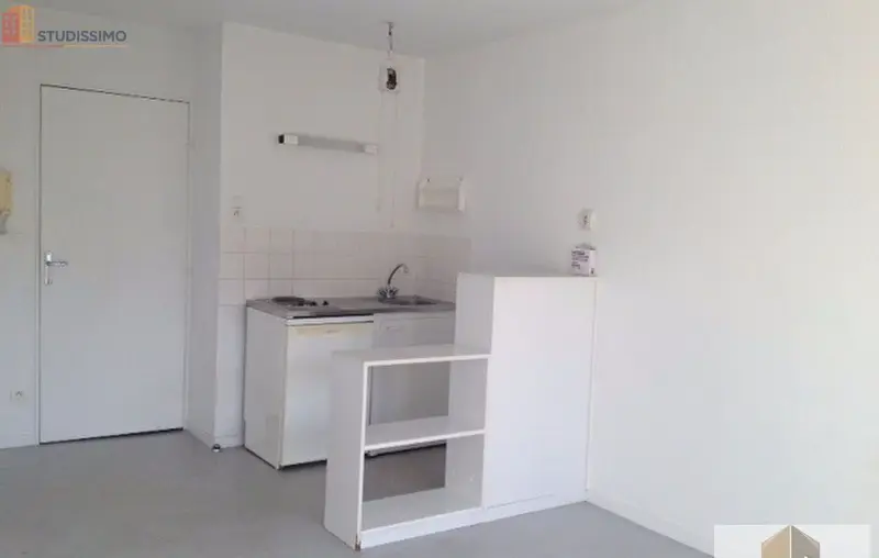 Studio 27m² Le Mans 72000 - Photo 2