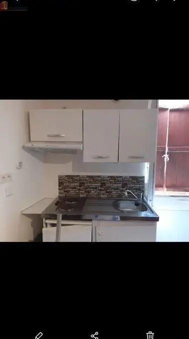 Studio meublé 24m² Sauveterre-de-Béarn - Meublé, 2e étage - Photo 1