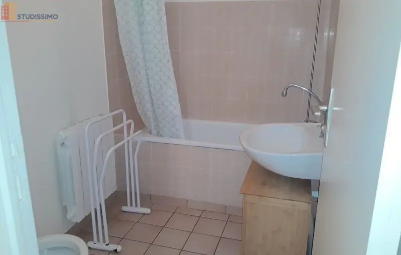 Studio meublé 22m² Le Mans centre - Meublé, 1er étage - Photo 1