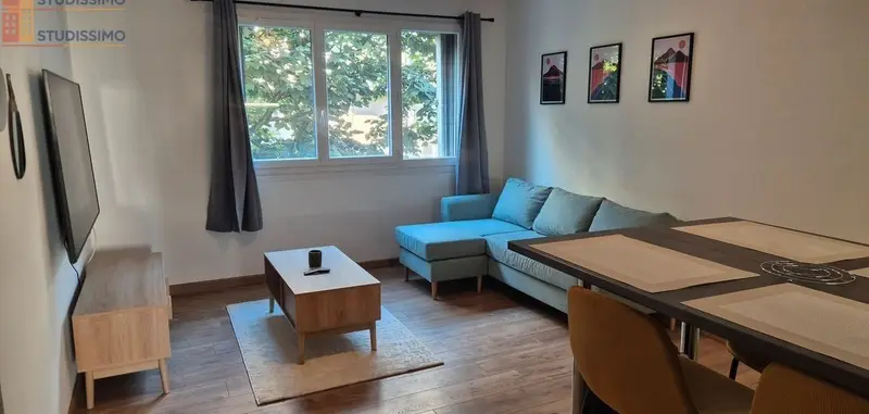 Studio 71m² Pau 64000 - Rénové, meublé - Photo 2