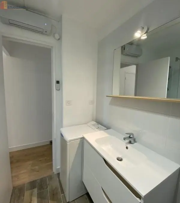 Studio 25m² Le Grau-du-Roi - 2e étage, DPE C - Photo 5