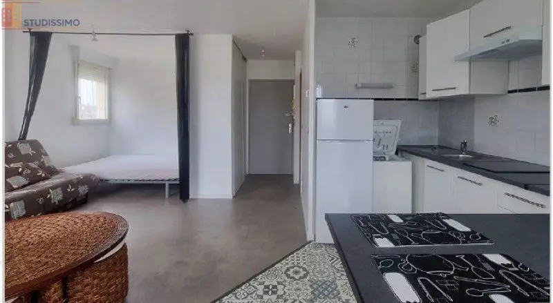 Studio meublé 31m² Lons - Quartier Saint Julien, calme - Photo 2