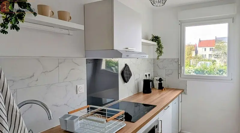 Studio meublé 34m² Le Mans - Coin nuit, parking & cave - Photo 2