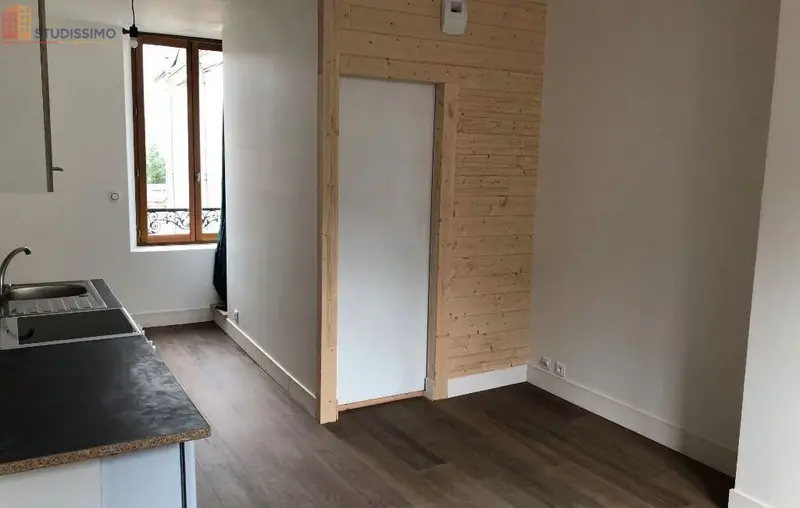 Studio 20m² La Flèche - (aucune caractéristique) - Photo 5