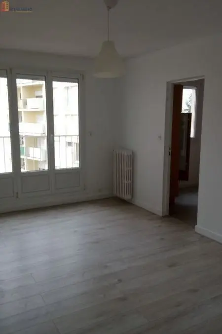 Studio 30m² Le Mans - Étage 2/8, DPE C - Photo 1