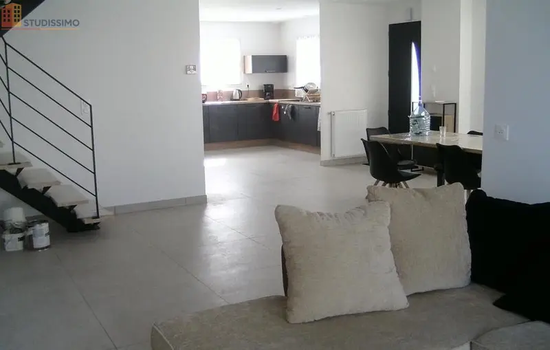 Studio 35m² Sablé-sur-Sarthe - Meublé, DPE A - Photo 4