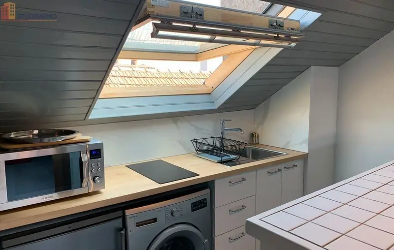 Studio meublé 40m² Pau centre - Grand, dernier étage - Photo 1