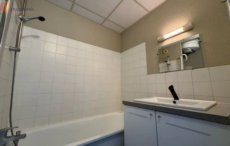 Studio meublé 21m² Le Mans - Lumineux, 3e étage avec ascenseur - Photo 1