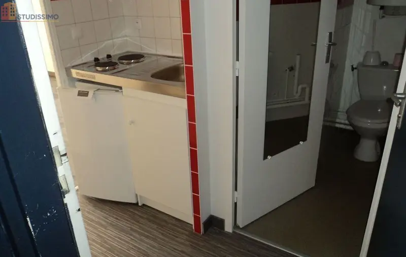 Studio meublé 21m² Lons 64140 - Proche fac, lumineux - Photo 1