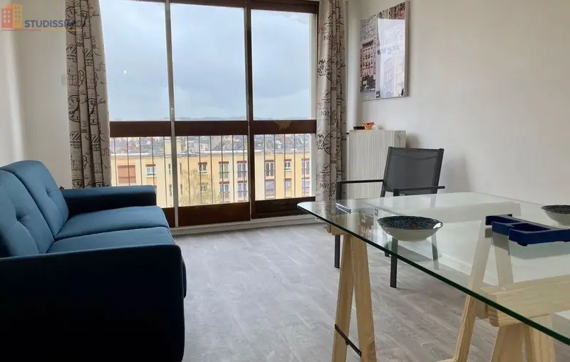 Studio 30m² Le Mans centre - Lumineux, parking et gardien - Photo 3