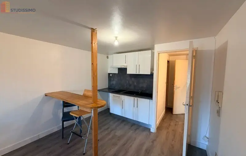 Studio 28m² Sablé-sur-Sarthe - Lumineux, 2e étage - Photo 2