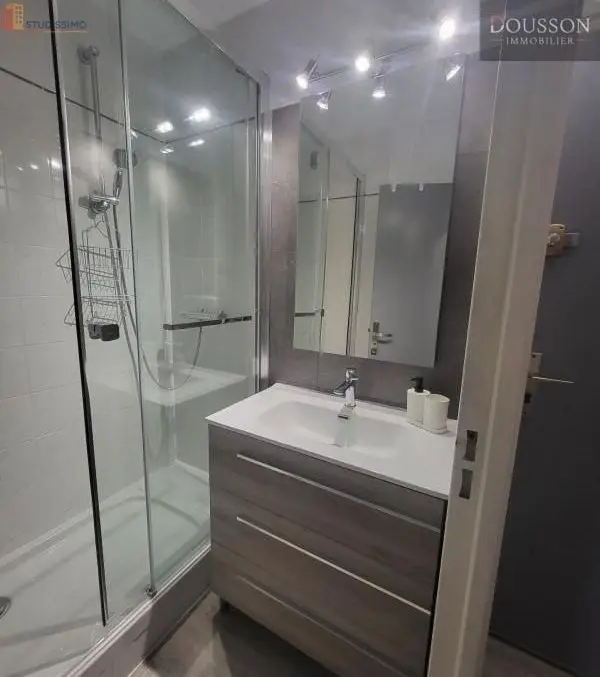 Studio 23m² Le Grau-du-Roi - 1er étage, DPE D - Photo 4