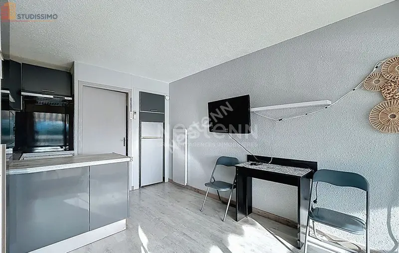 Studio 20m² Le Grau-du-Roi - Étage élevé, DPE C - Photo 2