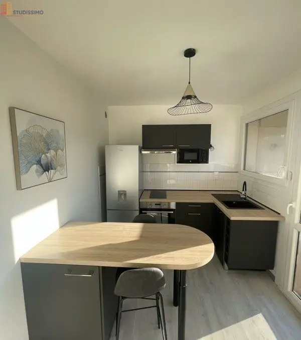 Studio 32m² Chambéry 73000 - Balcon, parking - Photo 5
